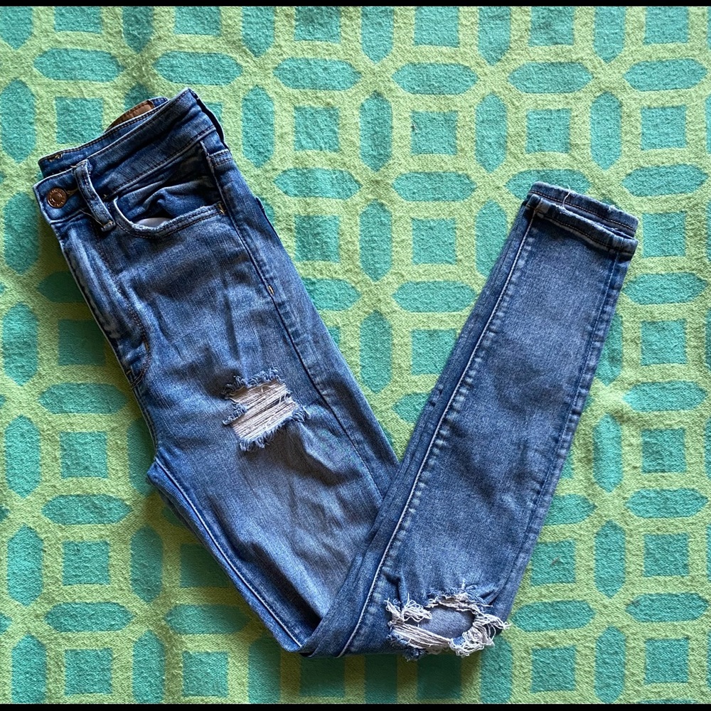 American Eagle. Size 2.